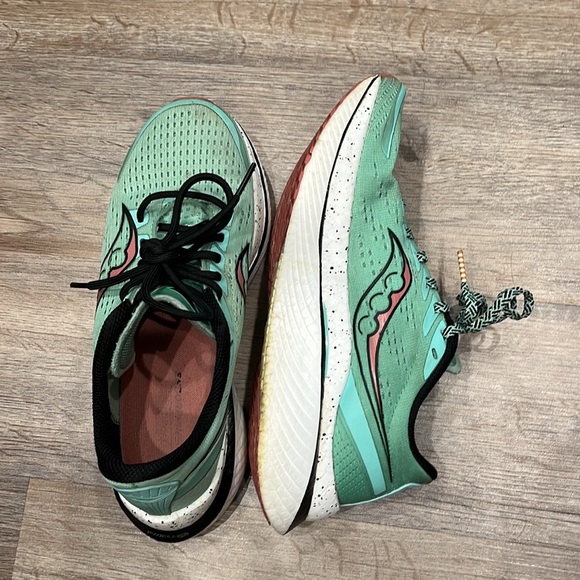 Saucony Women's Endorphin Speed 3 - Picture 3 of 7